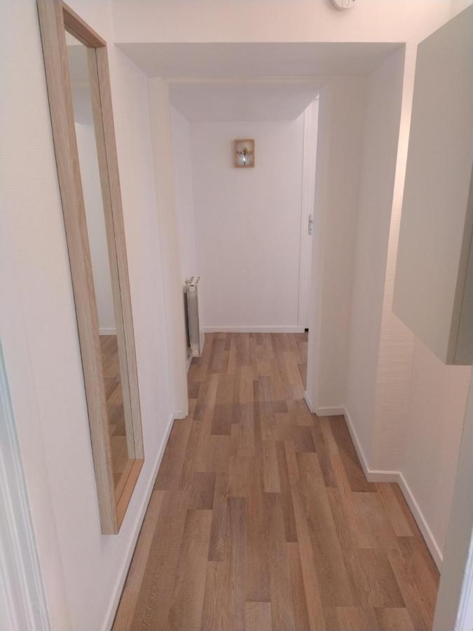 Wallis Yourhosthelper Reims Exterior foto